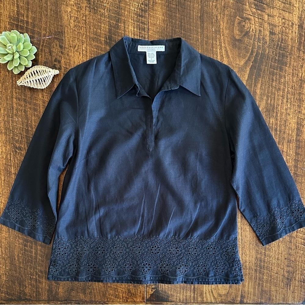 Geoffrey Beene | Linen Blend Collared Split Neck Eyelet Detail Shirt, Size 12